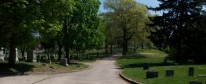 evergreen-cemetery-visiting